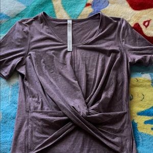 Lululemon top